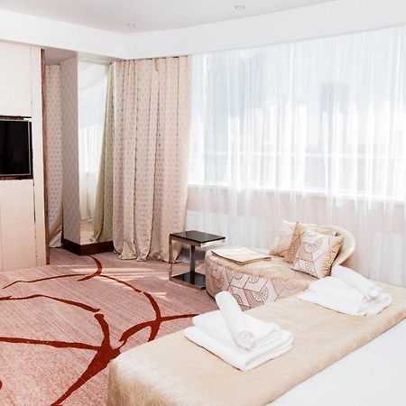 Boutique Hotel Health Club&Spa Grand Prix 阿斯坦纳 外观 照片