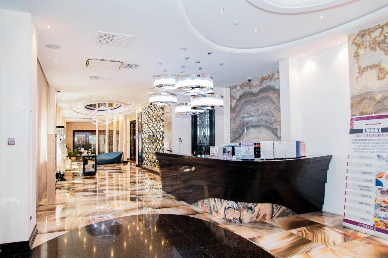 Boutique Hotel Health Club&Spa Grand Prix 阿斯坦纳 外观 照片